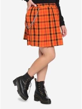 Size 2 Plus Hot Topic Orange Plaid Pleated Skirt Plus Size